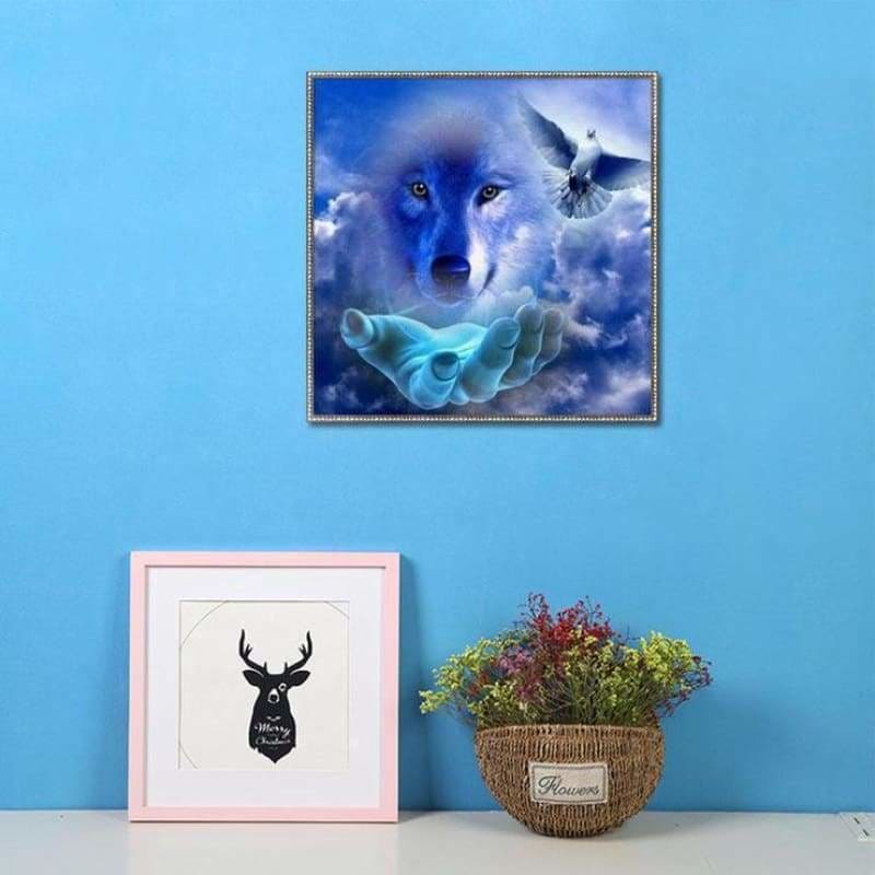 Full Drill - 5D DIY Diamond Painting Kits Dream Wolf in Hand